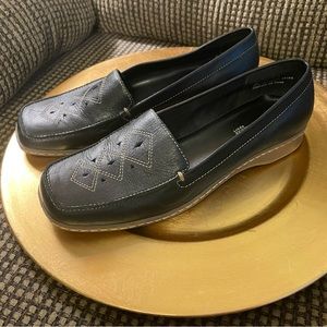 Jessica Sport Black Loafers Ladies Size 8